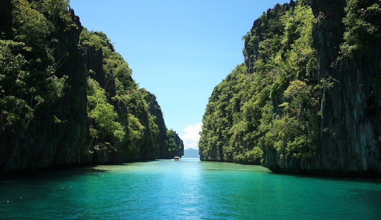 How to Get to El Nido, Palawan (by plane, boat and road)