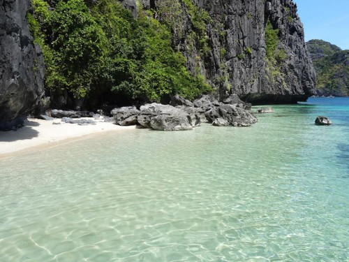 Paradise Beach - El Nido Tour D